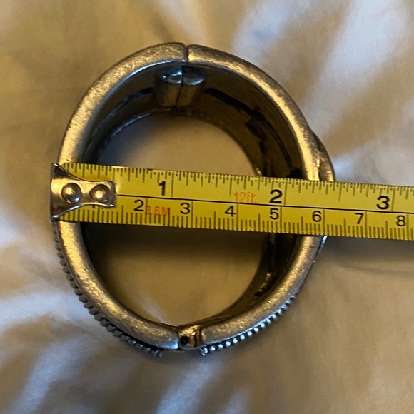 Silver Enamel Smoke Stone 1.5" Wide Cuff Bracelet 7" - Picture 6 of 10